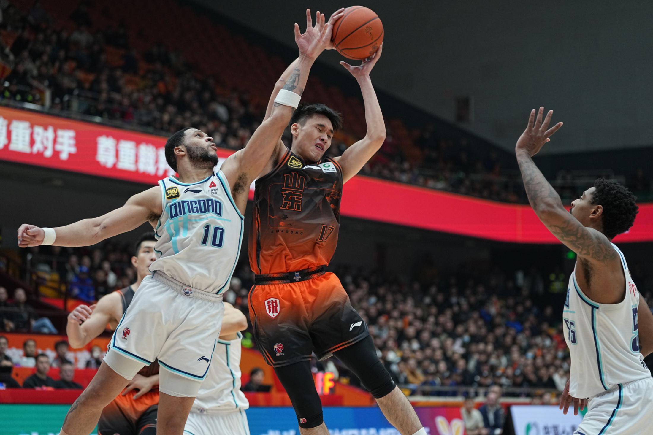 清晨里昂备战欧篮联,刷新队史纪录细节曝光,管理层满意,训练强度明显提升的简单介绍 清晨里昂备战欧篮联,刷新队史纪录细节曝光,管理层满意,训练强度明显提升的简单介绍