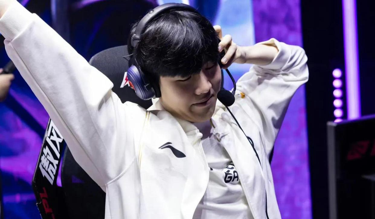 雷火竞技-TheShy关键节点高光表现，巴塞罗那带队取胜！的简单介绍