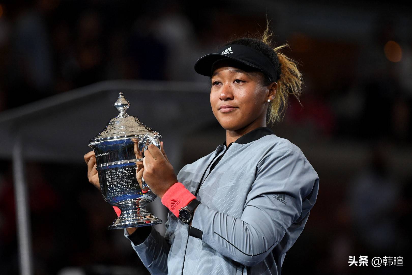 雷火电竞-关于大坂直美回归赛场，败北首场状态亮眼，MAD观众沸腾！的信息